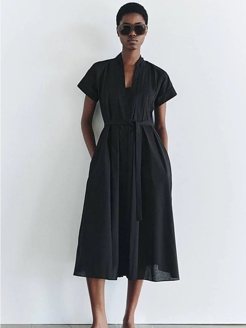 Zara Black Short-Sleeve Tie-Waist Midi Dress